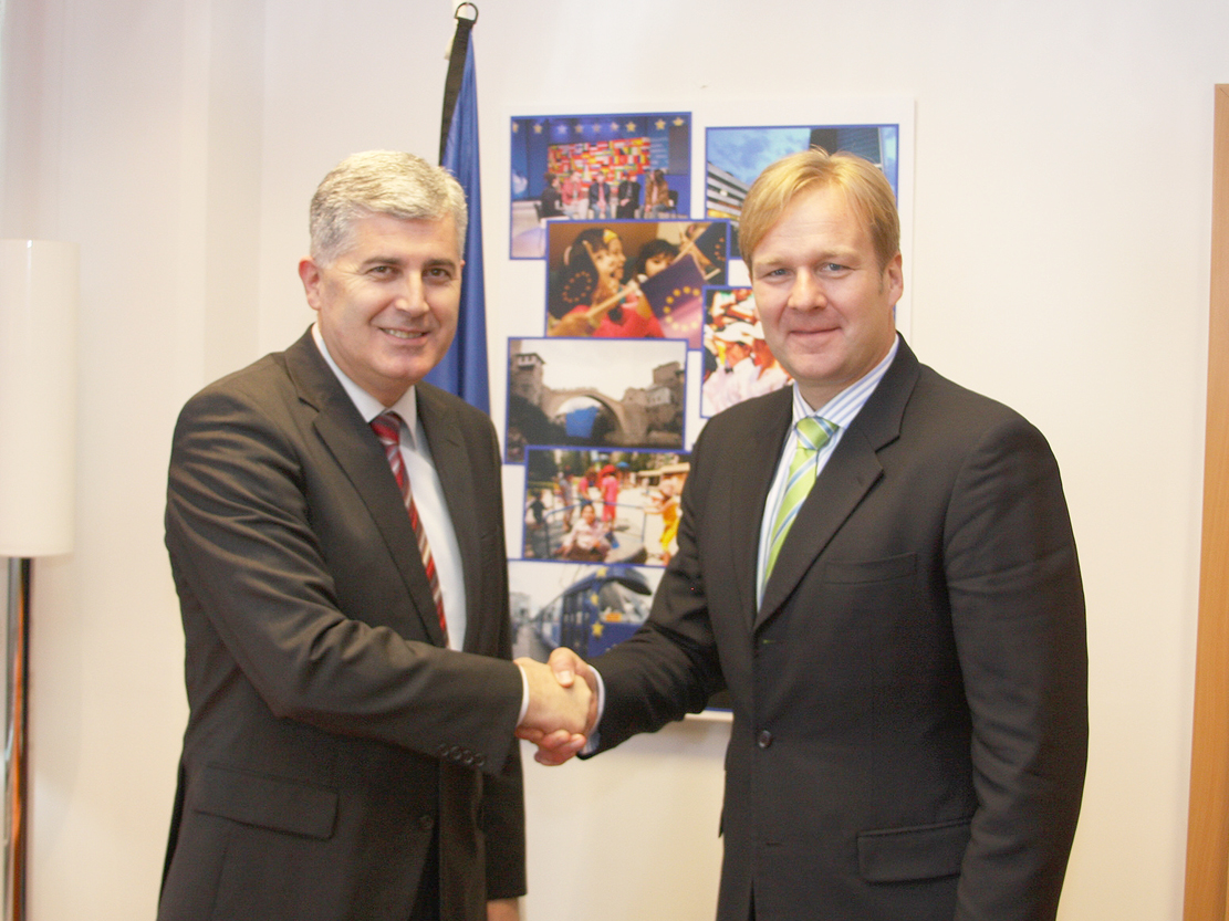 Predsjedavajući Doma naroda dr. Dragan Čović susreo se sa šefom Delegacije Evropske unije, Peterom Sorensenom